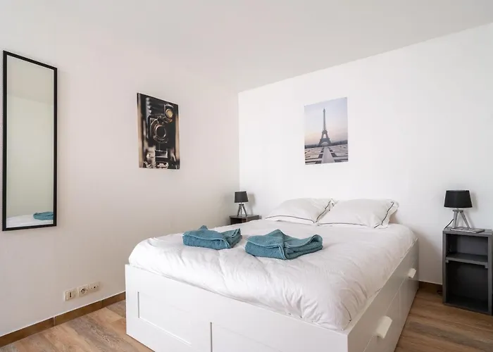 Le Crébillon D'or - Joli Cocon Dijonnais * Dijon